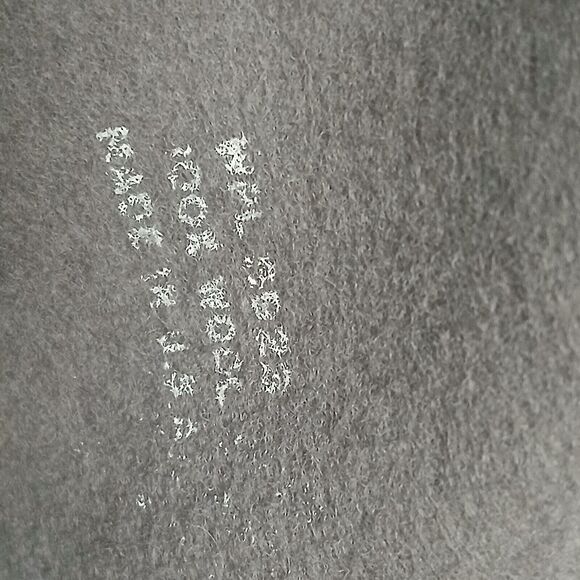 Fascinator Headpiece Hat Wedding Fashion Cap W/ Feathers and netting 100% Wool - Picture 8 of 11